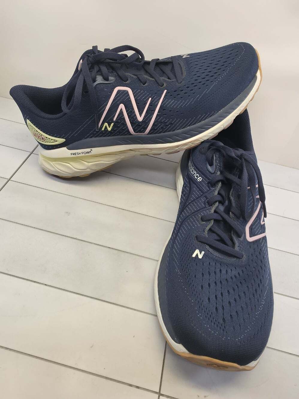 New Balance Fresh Foam X 860v13 Women's Running Shoes Size 11 (D) Wide Width